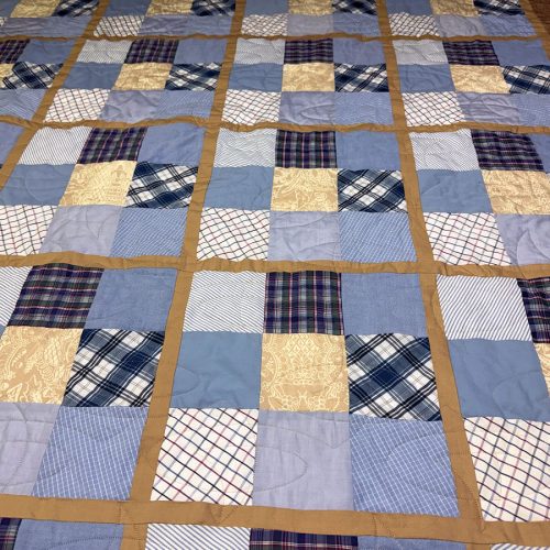 Throw with beige trim